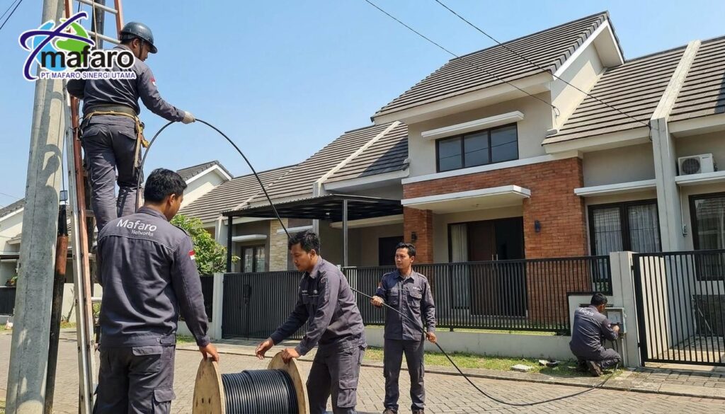 Jasa Tarik Kabel Dropcore & Precon (FTTH) Perumahan